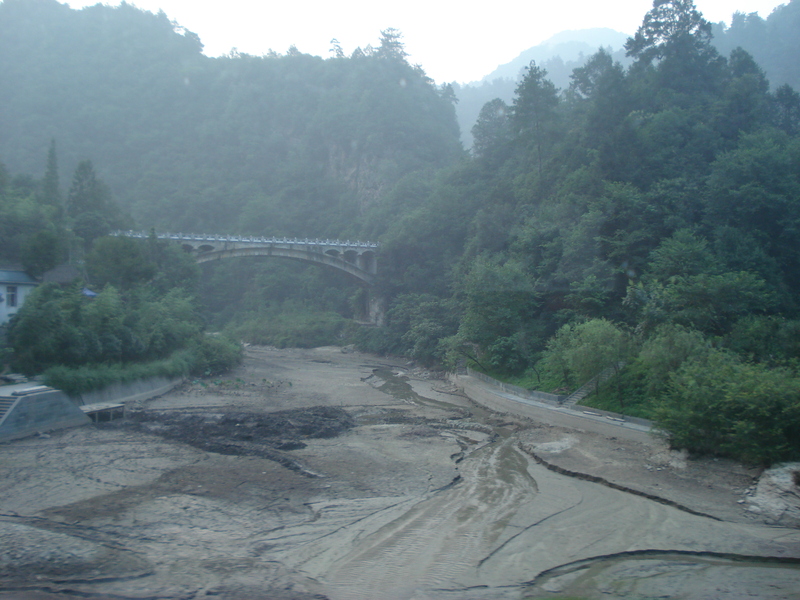 Image: /media/?path=/trips/2007-08-13 China/2007-08-19_Xi'an-Wudang/20070819-184342-0-Jason.jpg